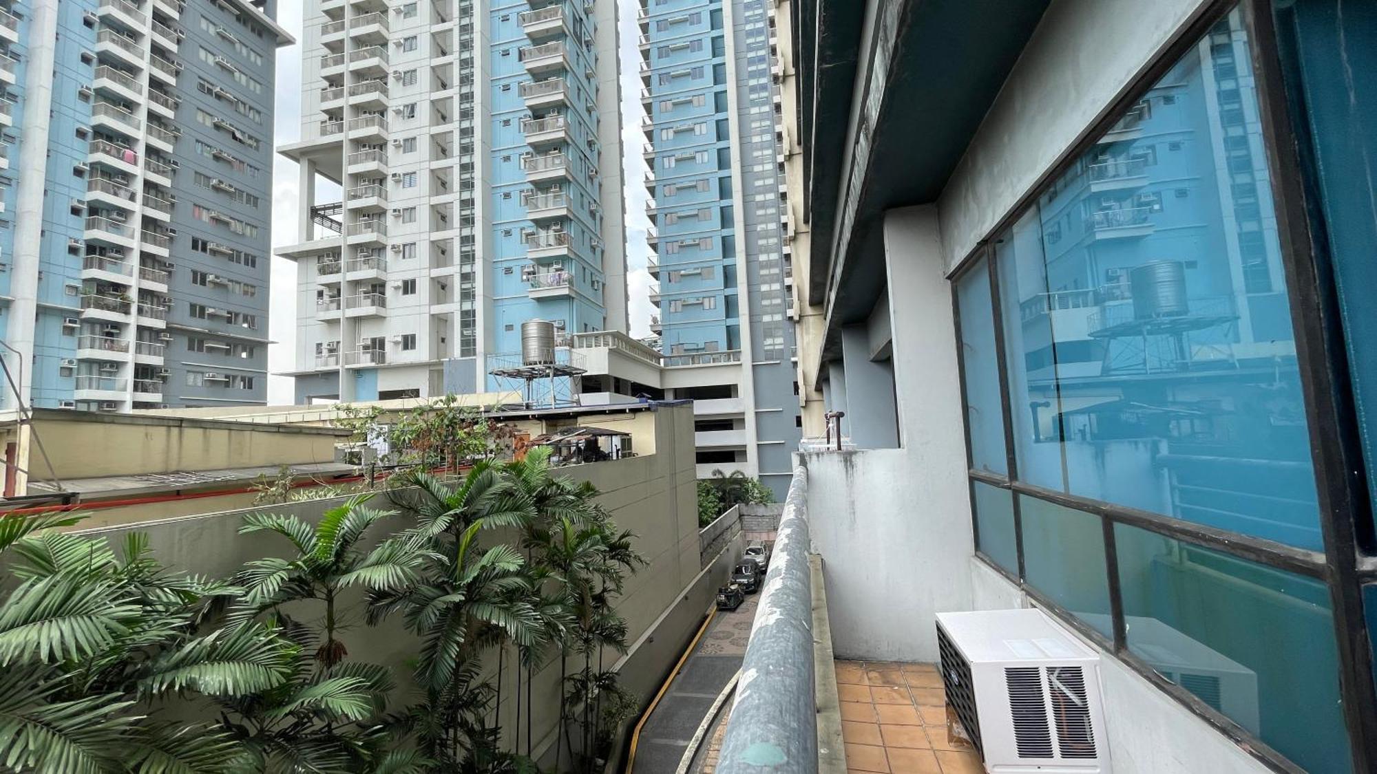 The Garden Heights Condominium Quezon City Eksteriør billede