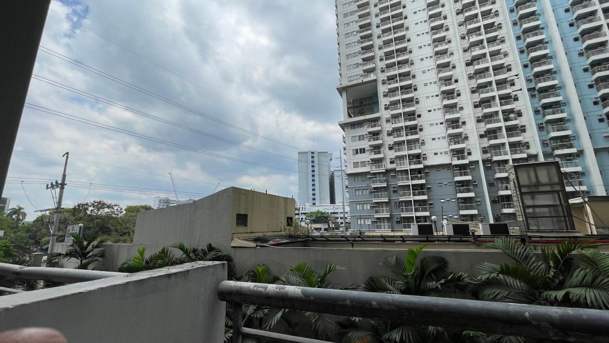 The Garden Heights Condominium Quezon City Eksteriør billede